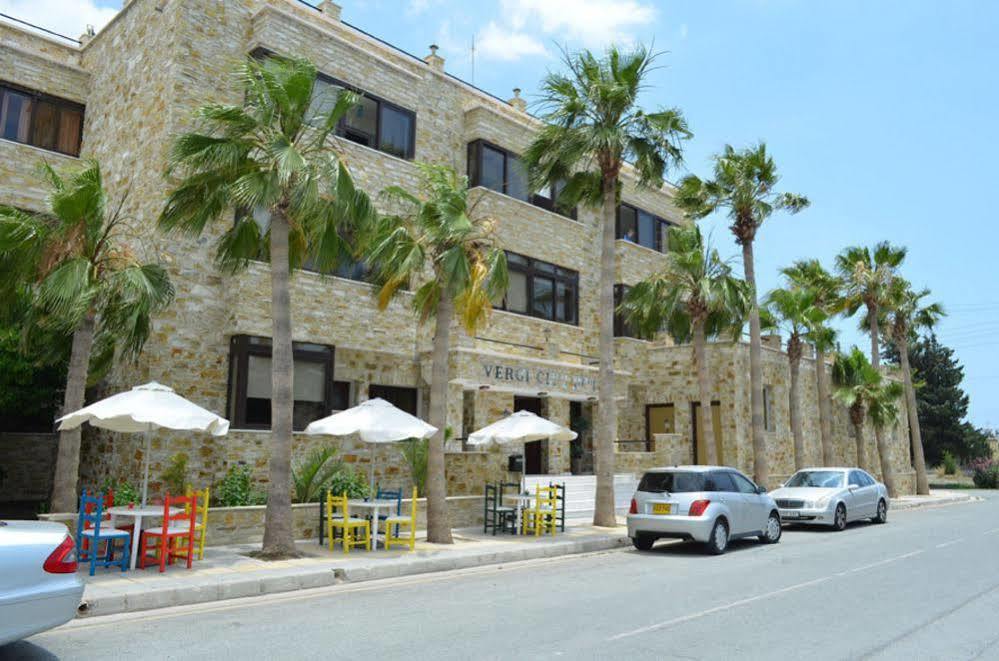 Hotel Vergi Oroklini Exterior foto